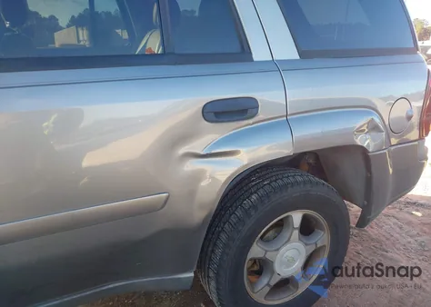 2007 Chevrolet Trailblazer Ls из США, поврежденный, VIN 1GNDS13S472306154